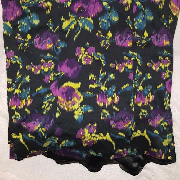 Torrid stretchy hi lo pencil skirt - Picture 6 of 6